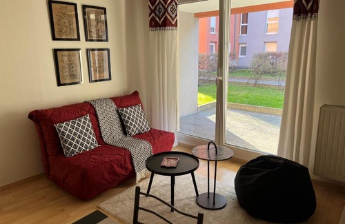 Quartier Saint-Leon Apartment | Le gîte de Marc - Parking privé gratuit + terrasse