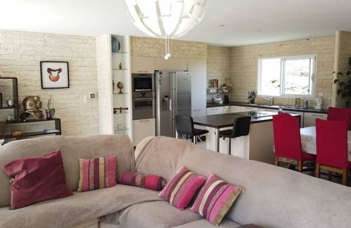 Lagarde House | Le Gite à JP