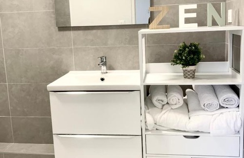 Bel Air - Le Golf - Cote Chaude Apartment | Le Golf Balnéo - Cosy & SPA - Appartement