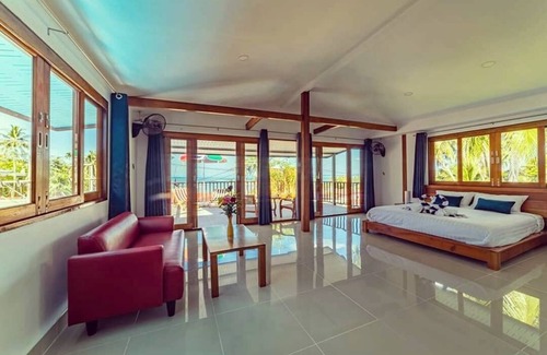 Wok Tum Hotel | Le Grand bleu Hotel