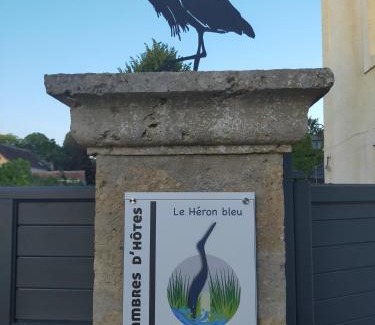 Tournon-Saint-Martin Bed & Breakfast | Le Héron bleu de la Brenne