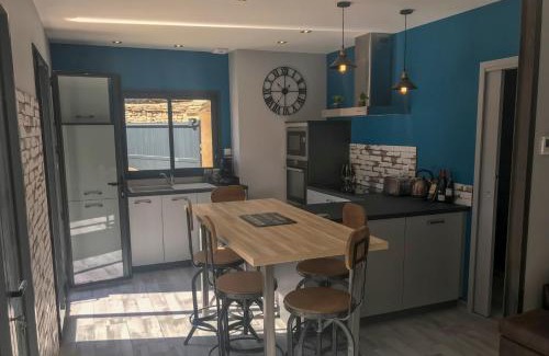 Givry Villa | Le jardin des Arums