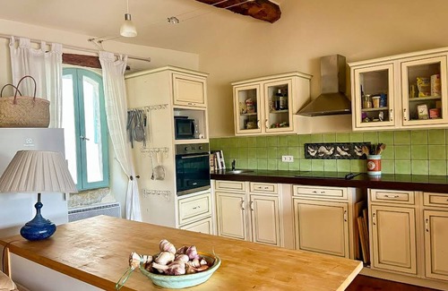 Laurac Villa | Le Jardin Secret - Four Bedroom Villa, Sleeps 8