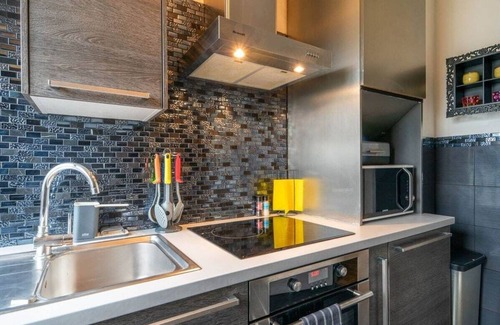 Joinville-le-Pont Apartment | Le Joinville Trend Home apartment near Paris for 4 travellers