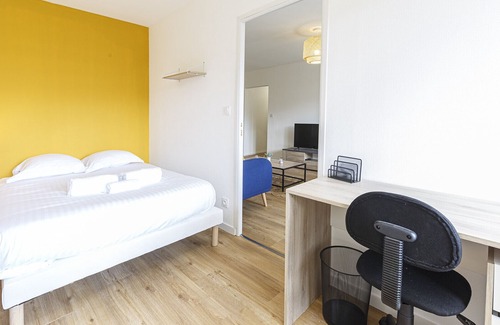Roseraie - Orgemont Apartment | Le Jules Verne - Appartement moderne et lumineux