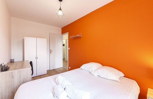Roseraie - Orgemont Apartment | Le Jules Verne - Appartement moderne et lumineux