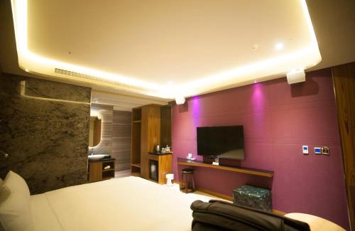 Pingtung Hotel | LE LE Motel