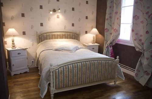 Ecouche Hotel | Le Lion dOr