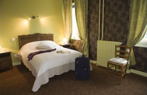 Ecouche Hotel | Le Lion dOr