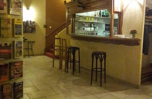 Ecouche Hotel | Le Lion dOr