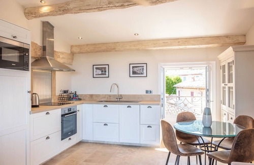 Tourrettes-sur-Loup Apartment | Le Loft de Borgada