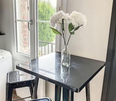 La Victoire - Les Marechaux Apartment | Le Lutèce - Charme Parisien