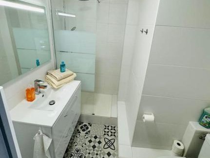 Aubagne Apartment | Le Marceau - Appartement confortable à Aubagne