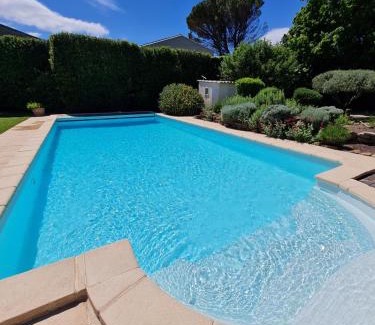 Grillon House | Le MAS DE LA DAME JEANNE