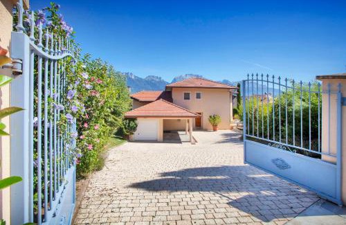Cessenaz House | Le Mas de Sevrier