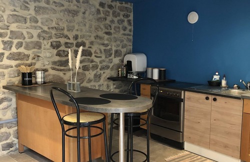 Seynes Apartment | Le Mas'Dinina Superb renovated studio In Seynes (Le Gard)