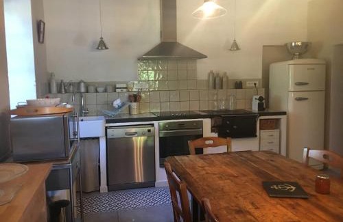 Aigaliers House | le mas du cypres, 12 pers et piscine