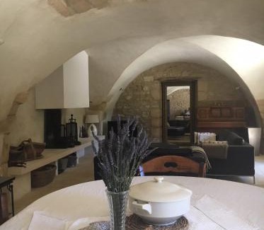 Aigaliers House | le mas du cypres, 12 pers et piscine