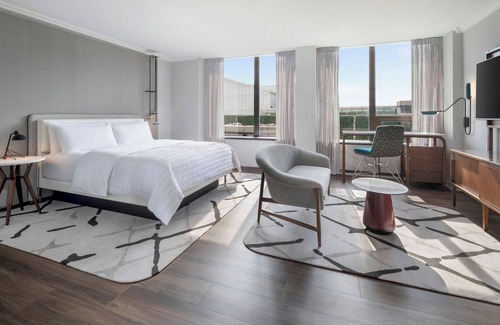 Connecticut Ave - K Street Hotel | Le Meridien Washington, D.C., The Madison
