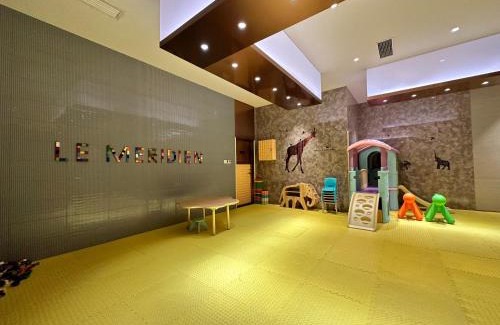 Songweiqiang Hotel | Le Meridien Xi'an Chanba