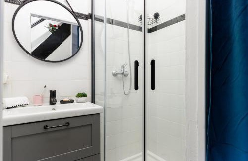 Libourne Apartment | - Le Millésime suspendu -