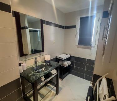 Mireval Apartment | Le Mirevalais-Entre Montpellier et Sète-Clim & parking privé