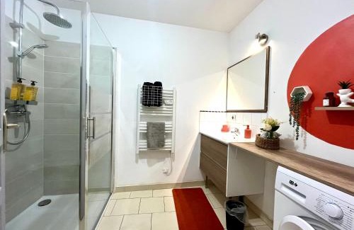 Sens Apartment | Le Mirror- hyper centre ville