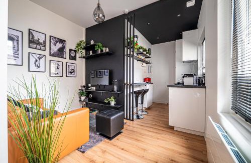 Republique Apartment | Le Modern Minimal