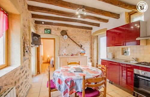 Dyo House | Le Moulin - DYO - Gîte