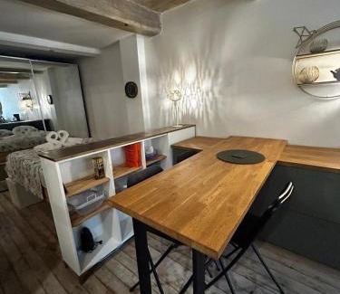 Bastide Giraud Apartment | Le Moulin - Piscine, Tennis, TV, Plage à 5min