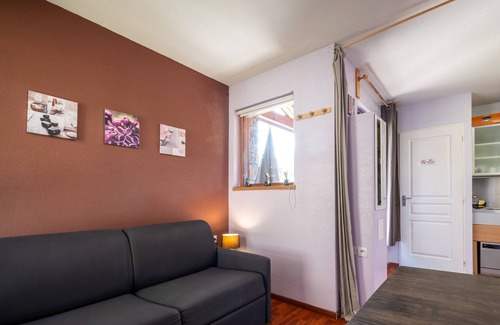 Montoulieu Apartment | Le Nid du Géranium 5 - Chalet vue montagne T2