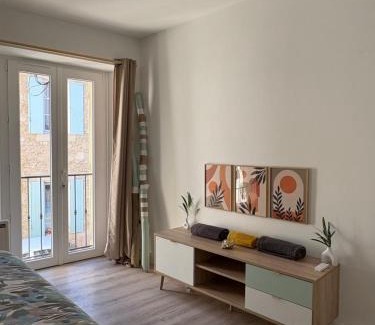 Lambesc Apartment | Le Nid Provençal