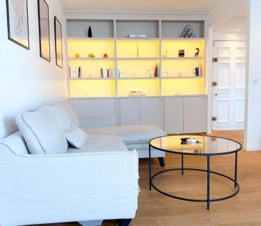 Carnot Apartment | Le Noé By ApiRent #Climatisation #Wifi #Balcon