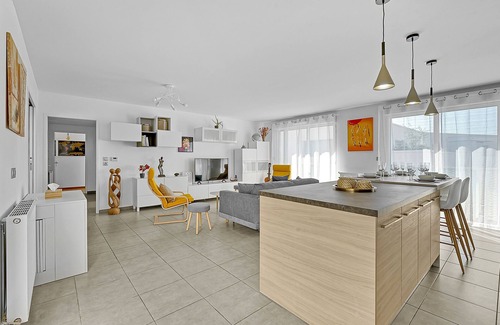 Guilhemery Apartment | LE PATIO GUILHEMERY - Three Bedroom Apartment, Sleeps 6