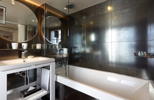 Madeleine Hotel | Le Pavillon des Lettres