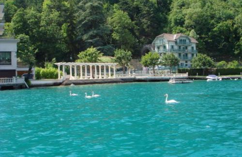 Duingt House | Le pavillon du lac