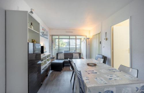 Bernieres-sur-Mer Apartment | Le Pavois - appartement à 50 mètres de la mer