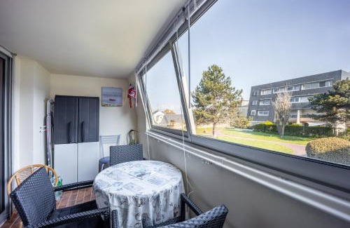 Bernieres-sur-Mer Apartment | Le Pavois - appartement à 50 mètres de la mer