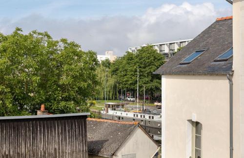 Nord-Saint-Martin Apartment | Le Perchoir - Appt Rennes parking privé