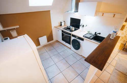 Chateauroux Apartment | Le Perchoir - Duplex - Cozy & Atypical