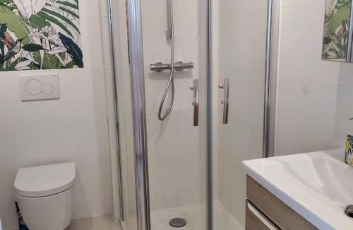 Les Sablettes Apartment | Le Perroquet Appart' aux Sablettes plage parking