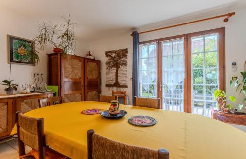 Lescar Bed & Breakfast | Le Pesquit - Chambre d'hotes