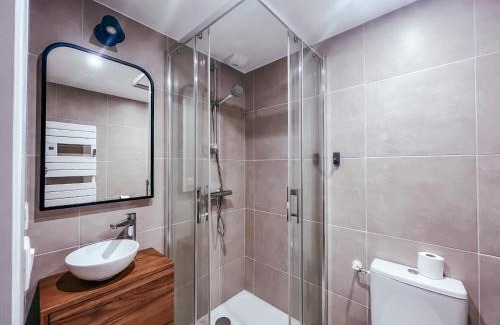 Soorts-Hossegor Apartment | Le petit Basque, Plage - Bar - Restaurant
