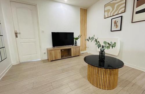 Bourg-les-Valence Apartment | Le Petit Bourcain
