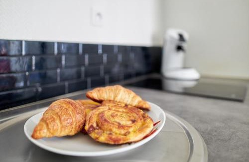 Cernay Apartment | Le Petit Cernay - Studio - 5 mins Caves Champagne