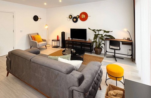 Postel Apartment | Le Petit Chic