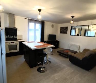 Clecy House | Le Petit Gîte de l'Eminence
