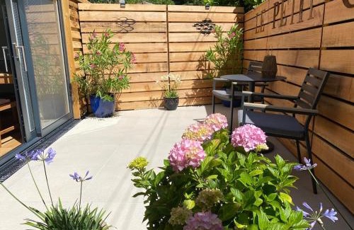 Lyme Regis House | Le Petit Glen Uplyme brand new accommodation