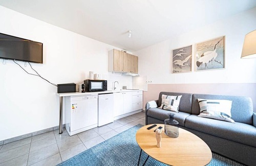 Vaise Apartment | Le petit Montel- studio avec garage-métro Valmy