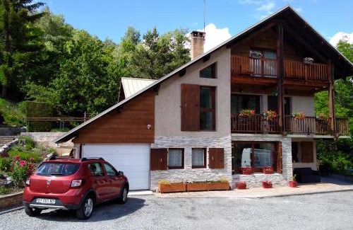 Briancon Bed & Breakfast | Le Petit Randonneur